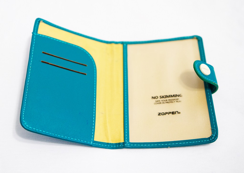 Zoppen Passport Holder Cover